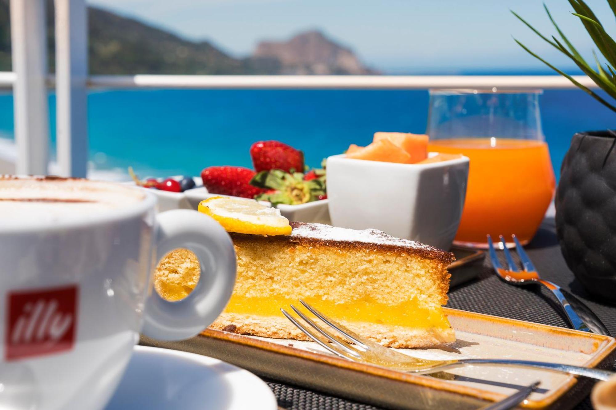 Emerald Hotel Residence 체팔루 외부 사진