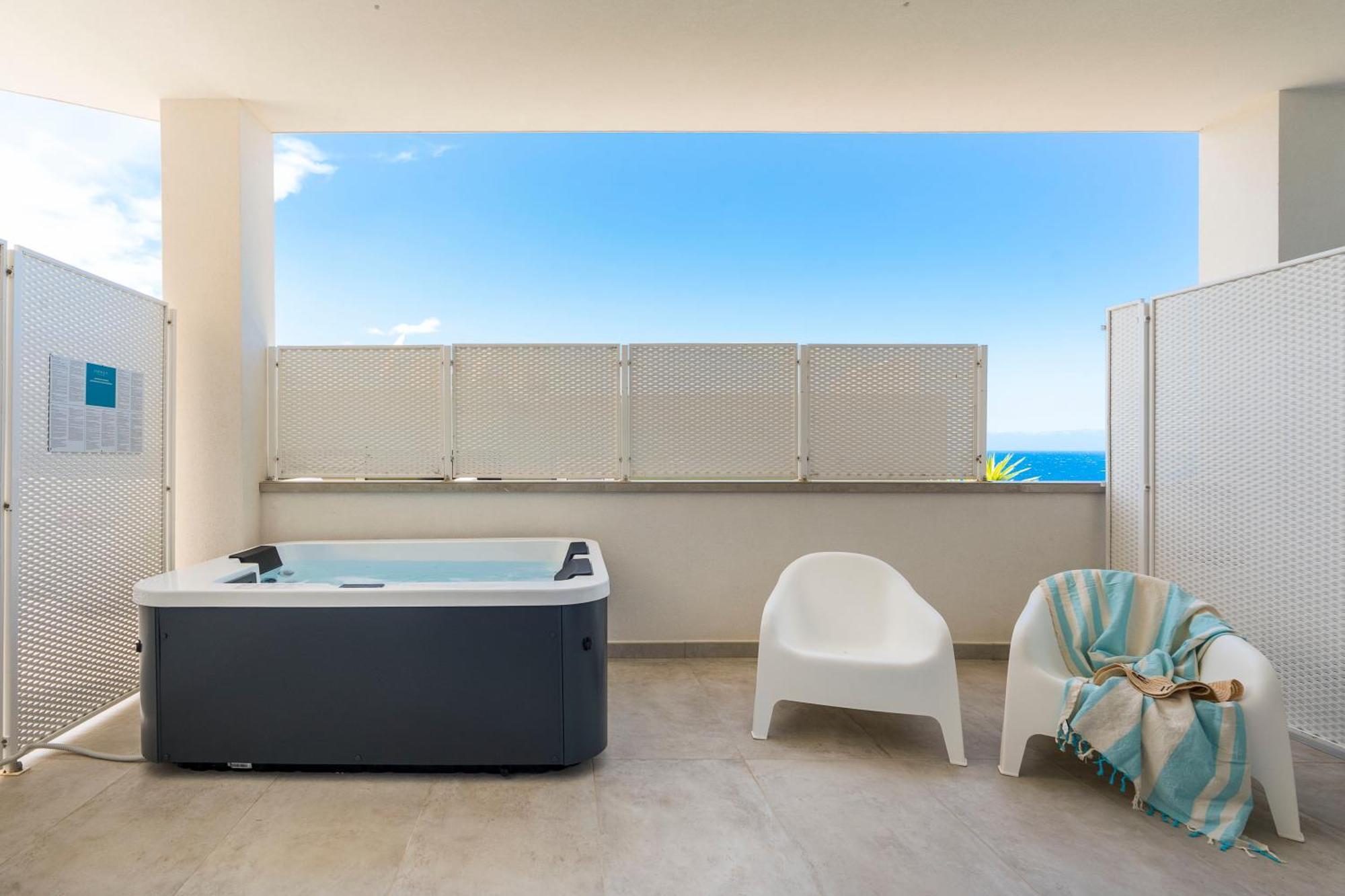 Emerald Hotel Residence 체팔루 외부 사진