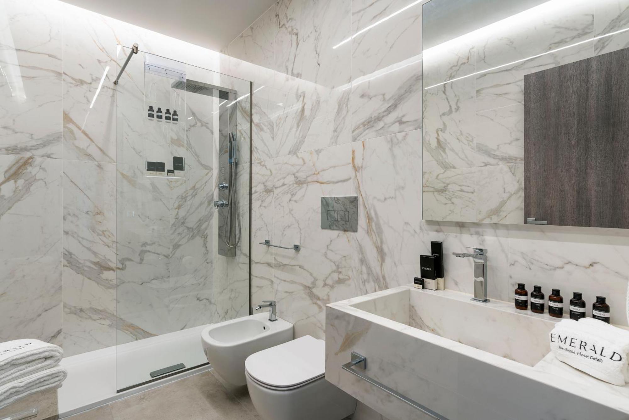 Emerald Hotel Residence 체팔루 외부 사진