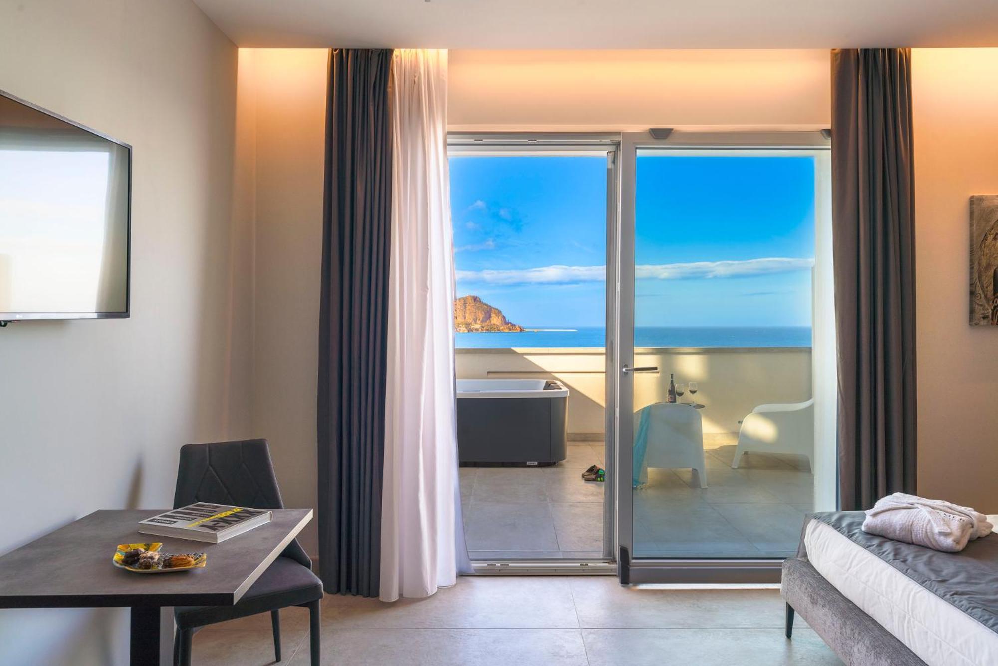 Emerald Hotel Residence 체팔루 외부 사진